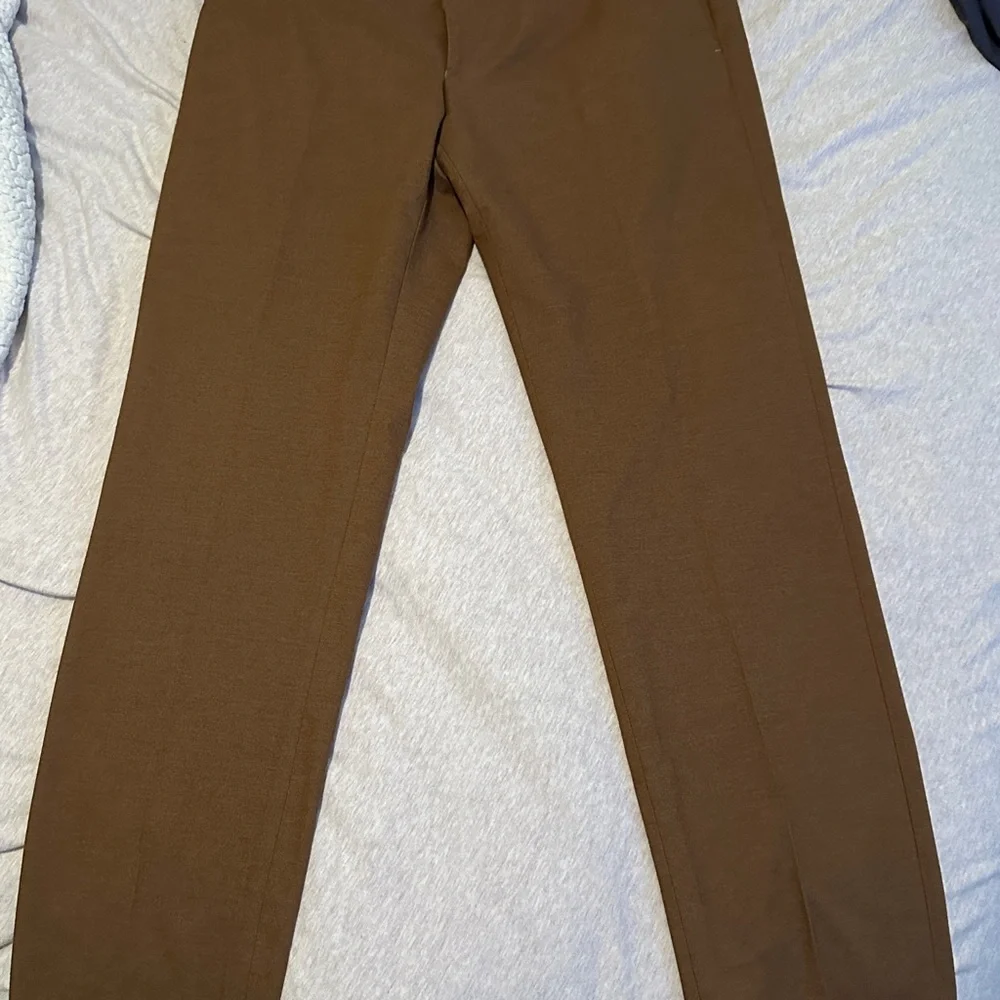 Lacoste beautiful Brown slacks to dress up or wear as chinos. - Picture 3 of 4